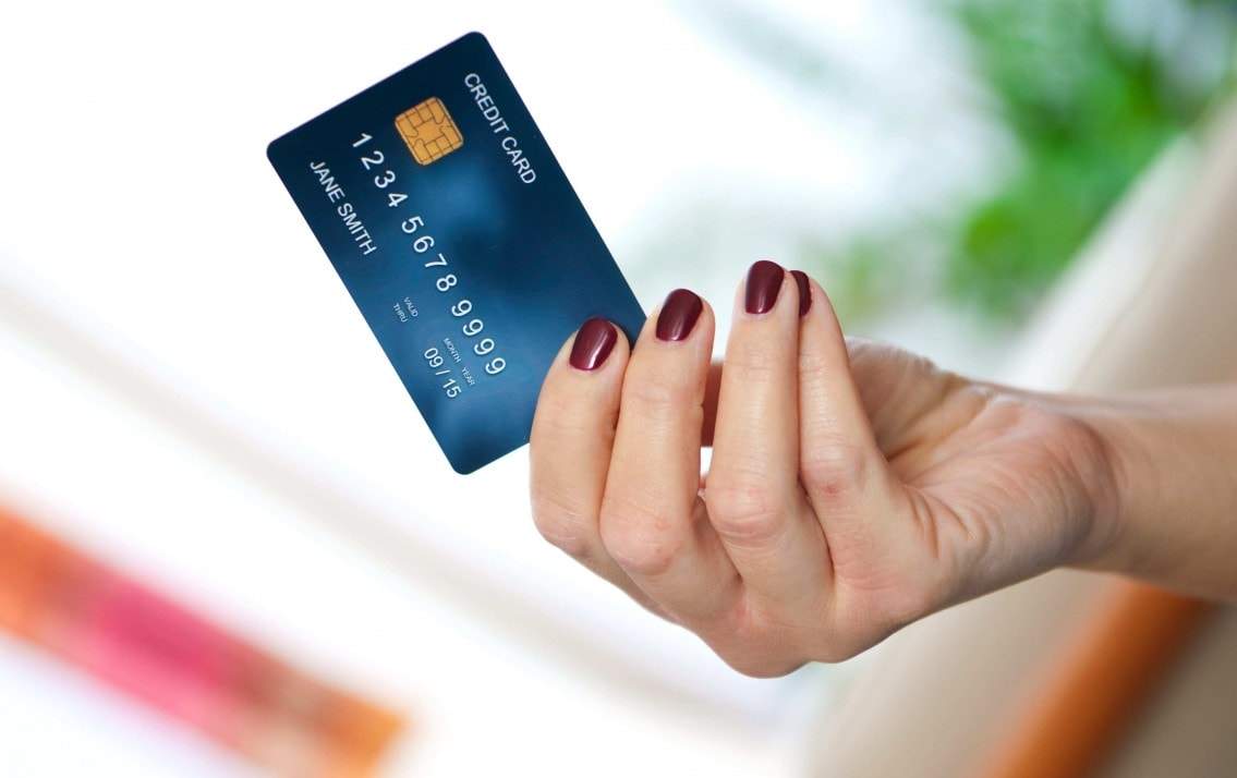 Đáo hạn dư nợ thẻ tín dụng