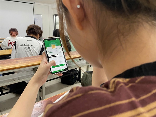 Tại sao sinh viên cần vay tiền qua ứng dụng?