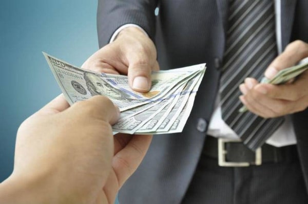 Vay nóng TPHCM là gì?