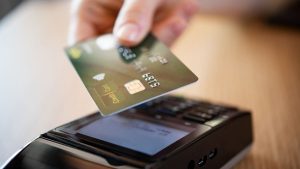 Thẻ Tín Dụng Có Chuyển Khoản Được Không? Giải Đáp Chi Tiết 2025